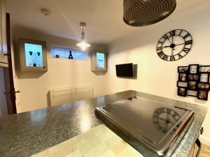Kitchen/Diner- click for photo gallery